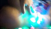 Деваха перед новогодним сексом обмоталась гирляндами twinsss69