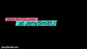 Эксгибиционистка творит всякий разврат в публичном месте Jeny Smith