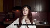 Русская телочка с красивыми губами шмаруется в письку LinaMigurtt