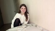 Сестра лентяйка сосет брату хуй и дает себя выебать SkinLovers