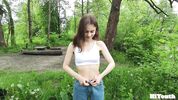 Русский минет и секс в лесу со стройной телкой hiyouth