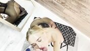 Блондинка в красивом белье ненасытно сосет член Winona Riley